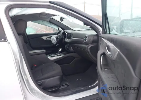 2022 Chevrolet Blazer Fwd 2Lt z USA, uszkodzony, nr VIN 3GNKBCR4XNS191881